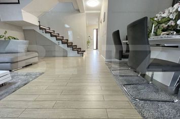 Vilă - 4 camere de vanzare DUMBRAVITA - Timis anunturi imobiliare Timis