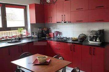 Vilă - 5 camere de vanzare TARLUNGENI - Brasov anunturi imobiliare Brasov
