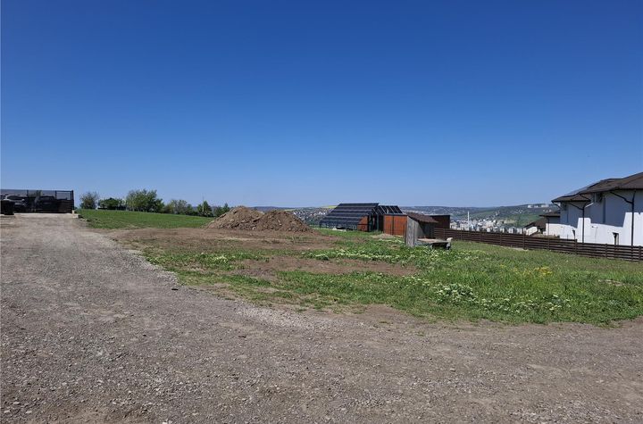 Teren Intravilan de vanzare GALATA - Iasi anunturi imobiliare Iasi