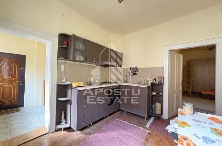 Apartament 2 camere, parter înalt, centrala proprie  zona Sinaia anunturi imobiliare Timis