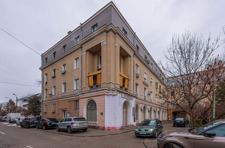 Spațiu comercial de inchiriat BUCURESTII NOI - Bucuresti anunturi imobiliare Bucuresti