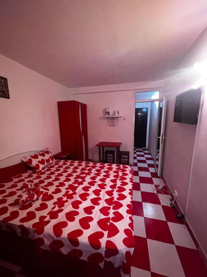 Garsonieră de vanzare NEPTUN - Constanta anunturi imobiliare Constanta