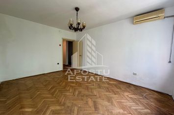 Apartament cu 3 camere, decomandat, Zona Olimpia-Stadion anunturi imobiliare Timis