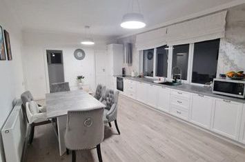 Vilă - 4 camere de vanzare FLORESTI - Cluj anunturi imobiliare Cluj