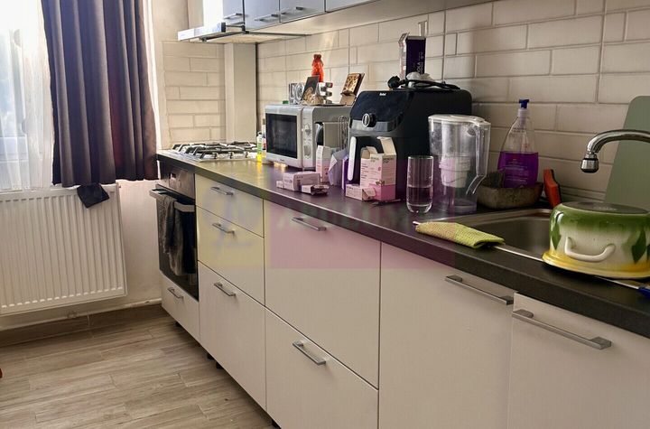 Apartament 3 camere 3/4 -Piata Resita anunturi imobiliare Bucuresti