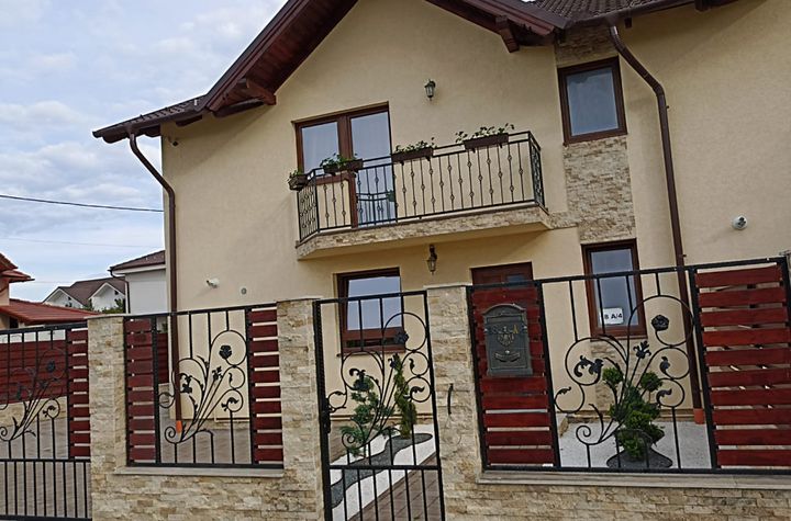 Vilă - 6 camere de vanzare SIBIU - Sibiu anunturi imobiliare Sibiu