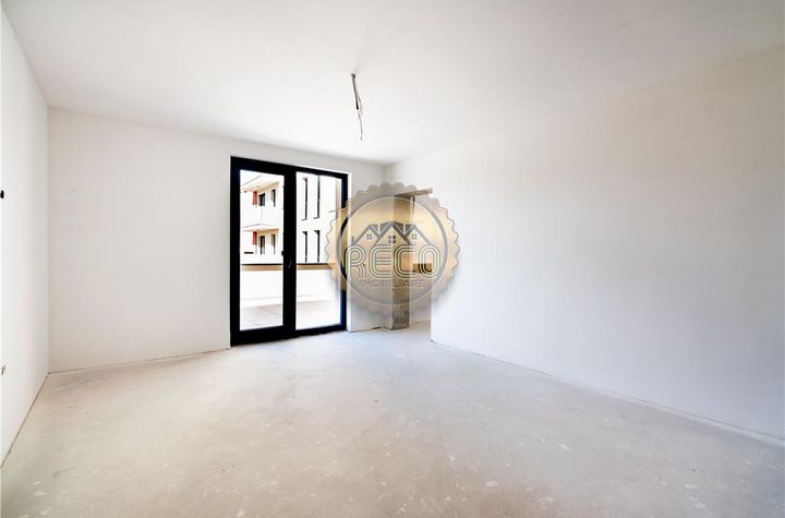 Apartament 3 camere de vanzare ULTRACENTRAL - Bihor anunturi imobiliare Bihor