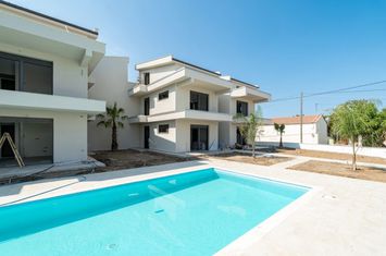 Apartament parter 36,92 mp, 130 m de mare — Ormos Prinou anunturi imobiliare Grecia