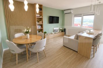 Apartament 3 camere de vanzare BACIU - Cluj anunturi imobiliare Cluj