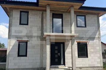 Vilă - 5 camere de vanzare RADAUTI - Suceava anunturi imobiliare Suceava