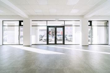 Spatiu comercial de inchiriat la Eas Clujului, Oradea anunturi imobiliare Bihor