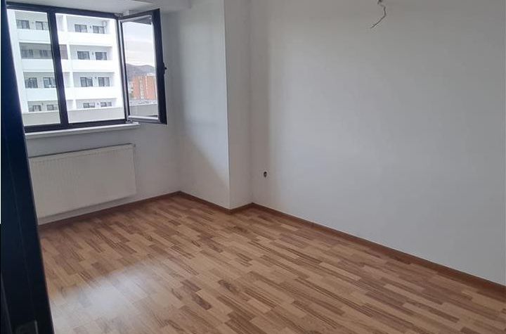 Apartament 3 camere de vanzare LIBERTATII - Valcea anunturi imobiliare Valcea