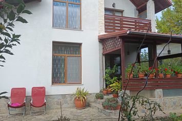 Vilă - 5 camere de vanzare ALBERT - Prahova anunturi imobiliare Prahova