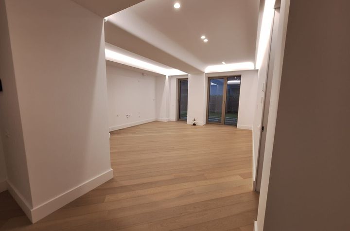 PARTER 3 CAMERE VANZARE CORTINA 126 anunturi imobiliare Bucuresti