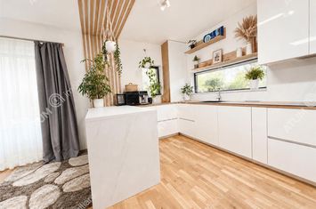 Vilă - 5 camere de vanzare CRISTIAN - Sibiu anunturi imobiliare Sibiu