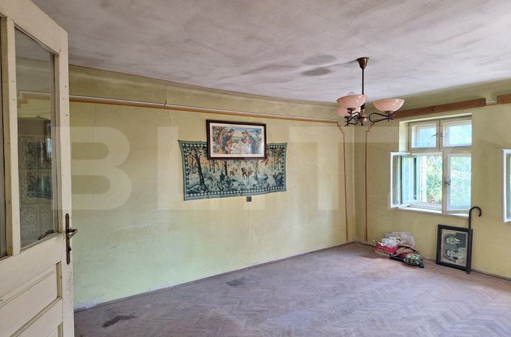 Casă - 3 camere de vanzare BRASOV - Brasov anunturi imobiliare Brasov