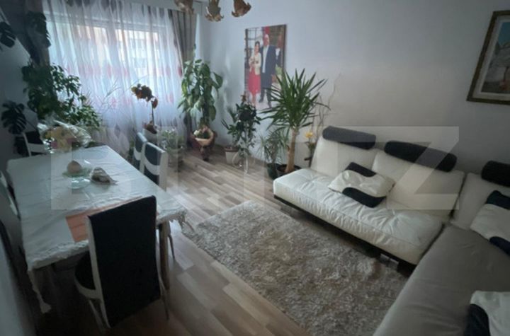Apartament 4 camere de vanzare TRACTORU - Brasov anunturi imobiliare Brasov
