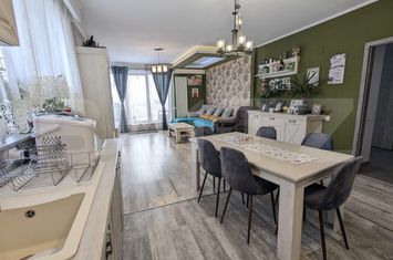 Apartament 3 camere de vanzare CLUJ-NAPOCA - Cluj anunturi imobiliare Cluj