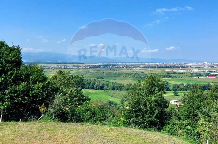 Priveliste care te cucereste! Casa cu 4 camere de vanzare in Selimbar anunturi imobiliare Sibiu