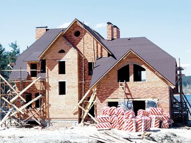 Numai 48 de credite Prima casă pentru construcţia de locuinţe în etapa a patra a programului