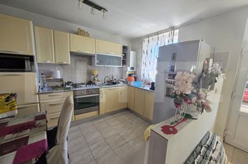 Vilă - 3 camere de vanzare ALBA IULIA - Alba anunturi imobiliare Alba