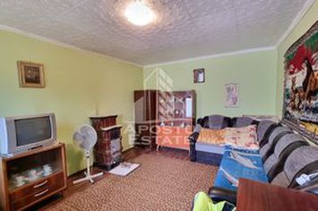 Casa individuala cu 3 camere si 2 fronturi stradale in Giarmata anunturi imobiliare Timis