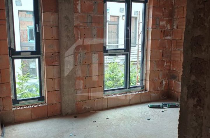 Apartament 4 camere de vanzare CLUJ-NAPOCA - Cluj anunturi imobiliare Cluj
