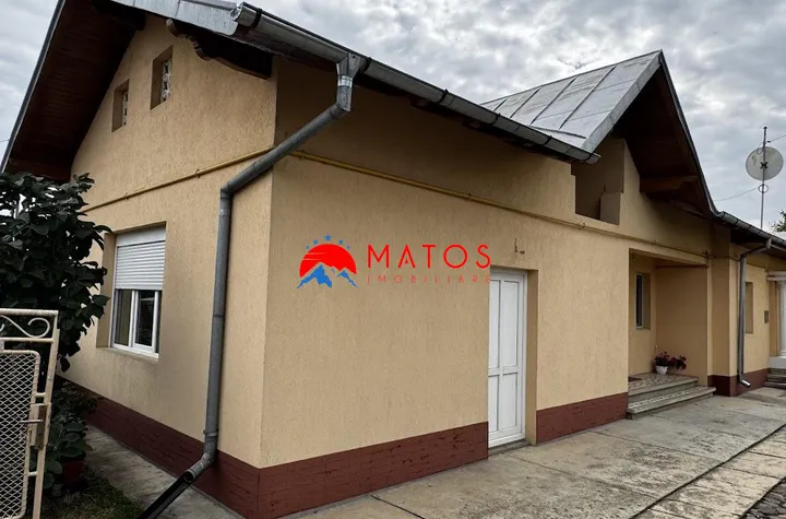 Casă - 4 camere de vanzare BANESTI - Prahova anunturi imobiliare Prahova