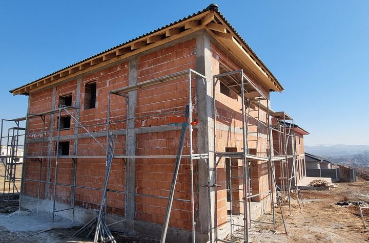 Vilă - 5 camere de vanzare CENTRAL - Alba anunturi imobiliare Alba