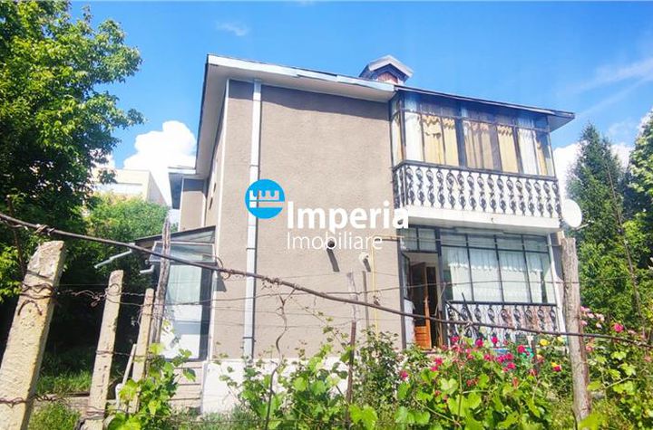 Casă - 5 camere de vanzare COPOU - Iasi anunturi imobiliare Iasi