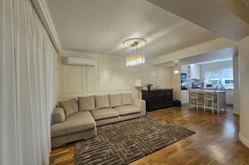 DISPONIBILA IMEDIAT VILA ZONA PIPERA-OMV anunturi imobiliare Bucuresti