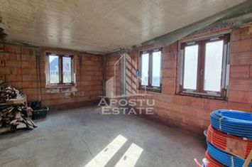 Casa individuala la rosu, Giarmata anunturi imobiliare Timis