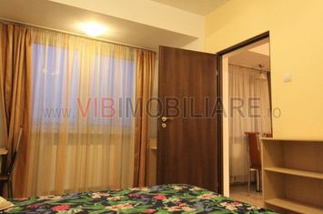 Apartament 3 camere de vanzare ROMANA - Bucuresti anunturi imobiliare Bucuresti