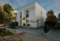 245.000 €, Vilă