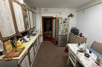 Apartament 2 camere de vanzare BRAILEI - Vrancea anunturi imobiliare Vrancea