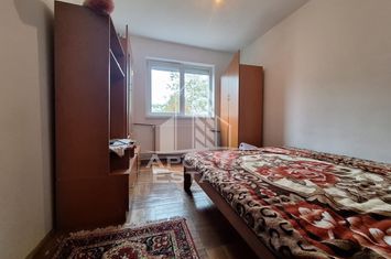Apartament 2 camere, semidecomandat, Aurel Vlaicu anunturi imobiliare Arad