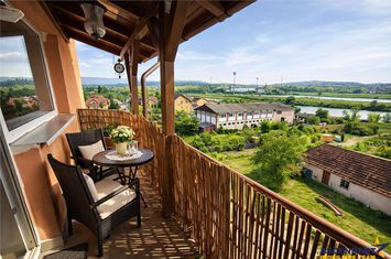 Apartament 3 camere de vanzare UNIRII - Mures anunturi imobiliare Mures