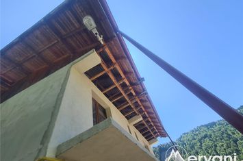 Apartament 12 camere de vanzare AZUGA - Prahova anunturi imobiliare Prahova