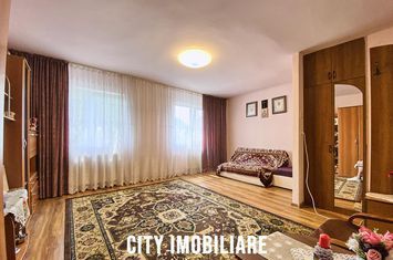 Apartament 3 camere de vanzare MANASTUR - Cluj anunturi imobiliare Cluj