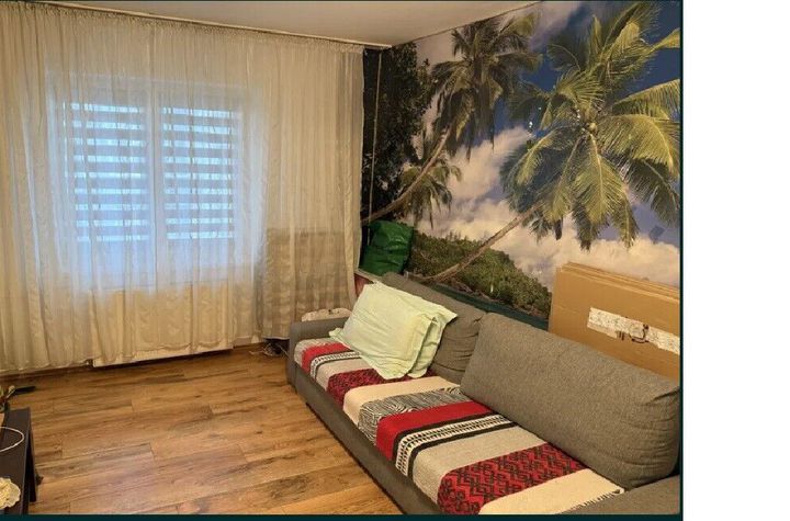 Apartament 2 camere Calea Vitan , decomandat, etaj 3/4 anunturi imobiliare Bucuresti