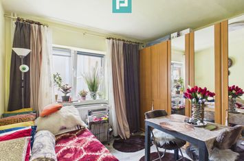 Garsonieră pe Calea 6 Vânători anunturi imobiliare Arad