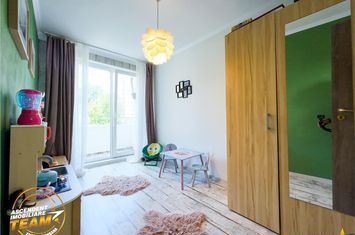 Apartament 3 camere de vanzare CENTRAL - Covasna anunturi imobiliare Covasna