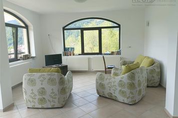Vilă - 11 camere de vanzare BRAN - Brasov anunturi imobiliare Brasov