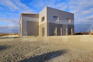 Spațiu industrial de vanzare OZUN - Covasna anunturi imobiliare Covasna