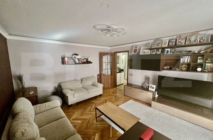 Apartament 4 camere de vanzare SARARI - Dolj anunturi imobiliare Dolj