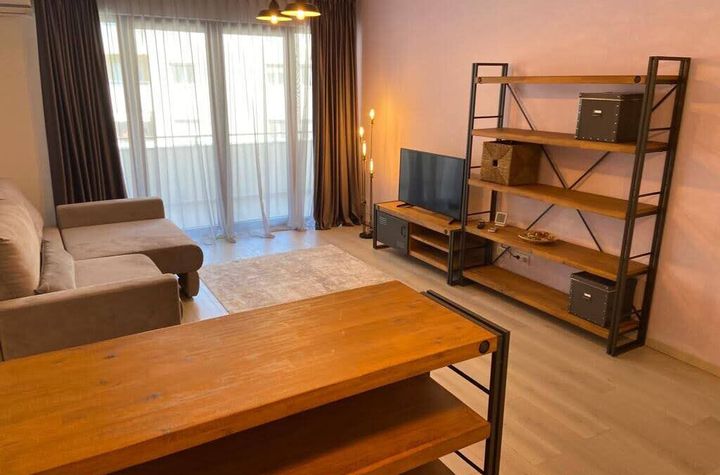 Inchiriere 3 camere in Complexul Soho Unirii. anunturi imobiliare Bucuresti