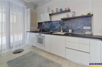 Apartament 3 camere de inchiriat TRACTORUL - Brasov anunturi imobiliare Brasov