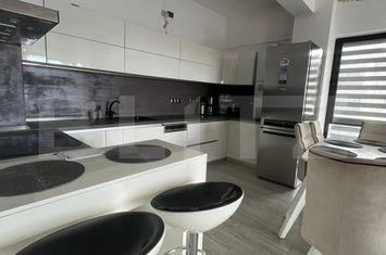Apartament 2 camere de vanzare TARGU MURES - Mures anunturi imobiliare Mures