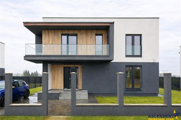 Casă - 4 camere de vanzare SANPETRU - Brasov anunturi imobiliare Brasov