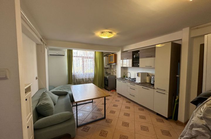 Apartament 3 camere de inchiriat CRAIOVA - Dolj anunturi imobiliare Dolj
